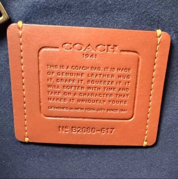 Coach Tote and Bag Charm NWOT/NWT - Picture 14 of 16